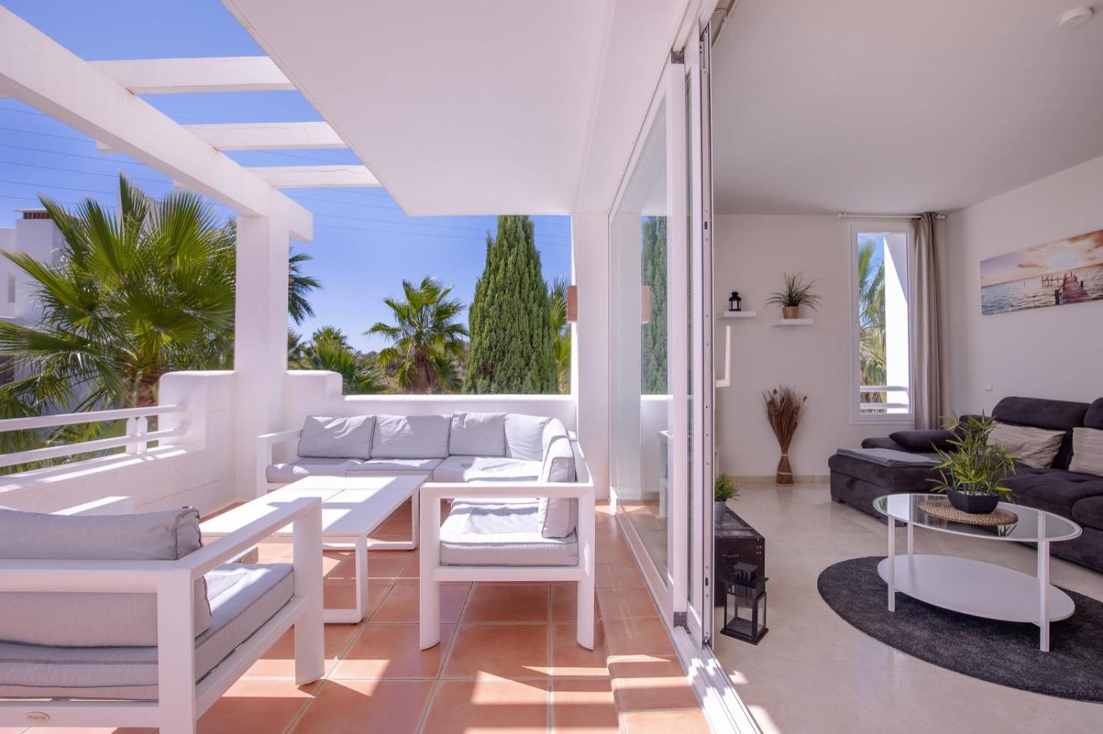 Ferienwohnung Alcazaba Lagoon Estepona Golf Exterior foto