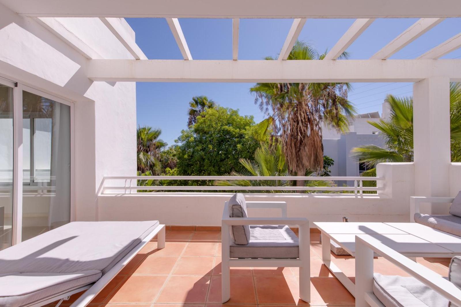 Ferienwohnung Alcazaba Lagoon Estepona Golf Exterior foto