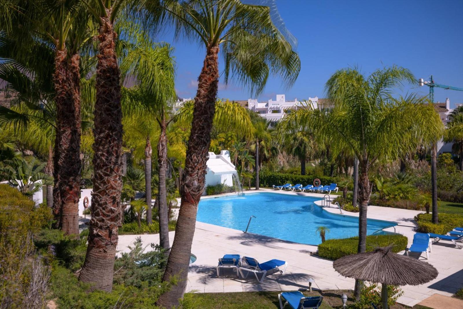 Ferienwohnung Alcazaba Lagoon Estepona Golf Exterior foto