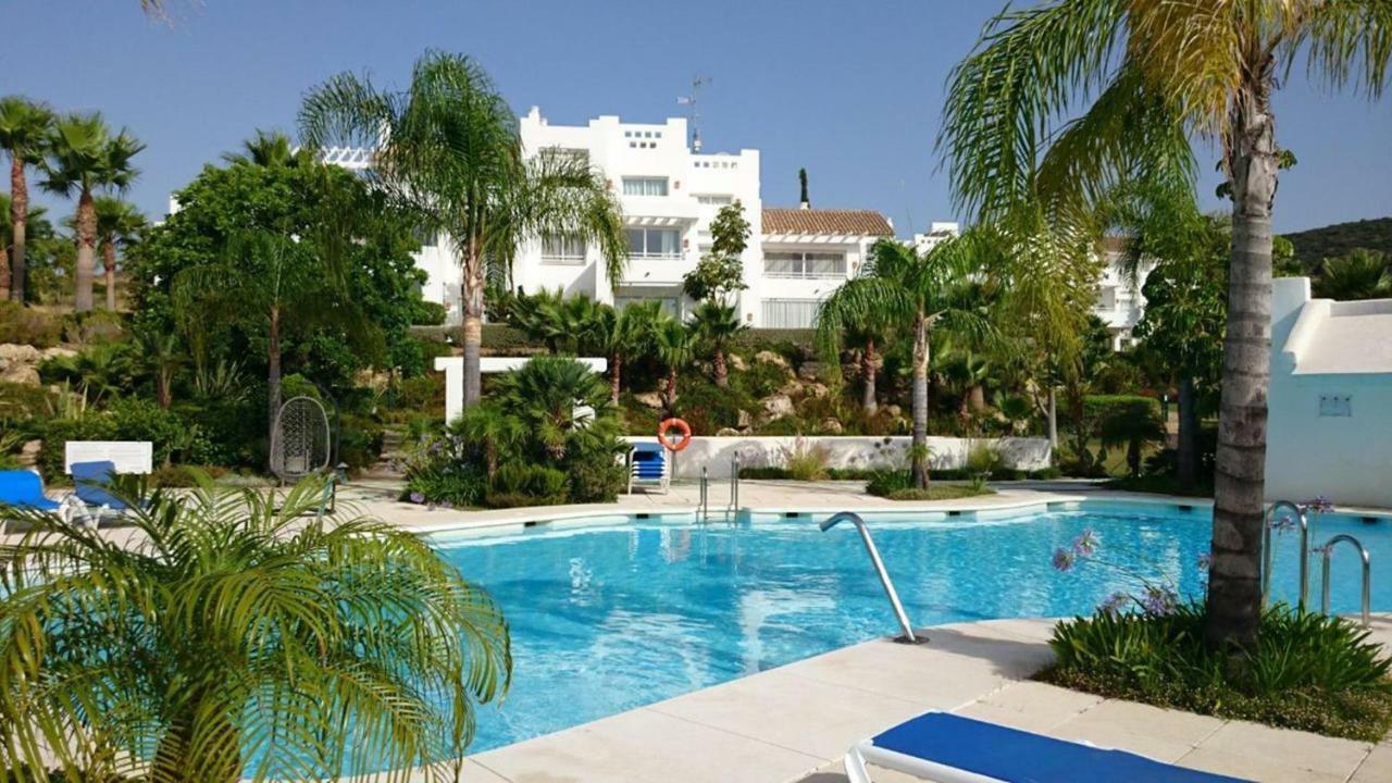 Ferienwohnung Alcazaba Lagoon Estepona Golf Exterior foto